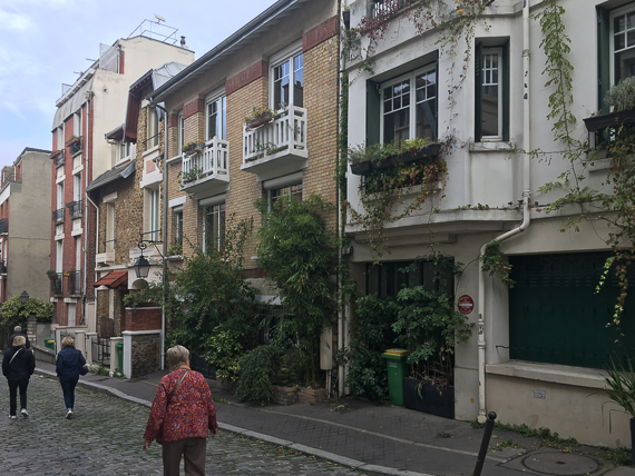22 octobre 2019 - L'habitat social du XIXe siècle à nos jours. Quartier de la Mouzaïa aux Buttes Chaumont à Paris XIXe