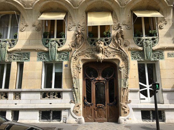 Art Nouveau -Immeuble Lavirotte construit en 1901 par Jules Lavirotte